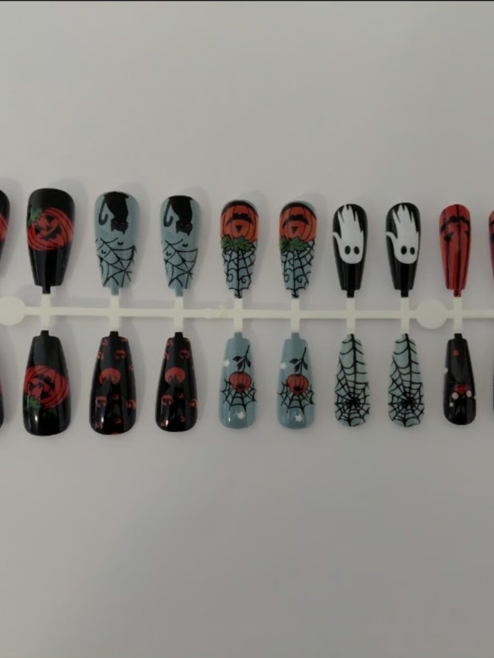Halloween Themed Press-On Nails - Pumpkin, Ghost, Spiderweb
